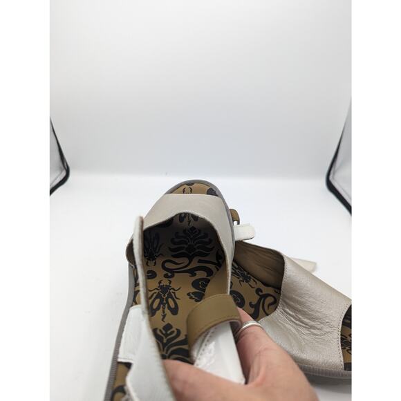 Fly London Wely Silver Off White Leather Lug Sole Sandals Hook Loop Strap 39 - Picture 6 of 10